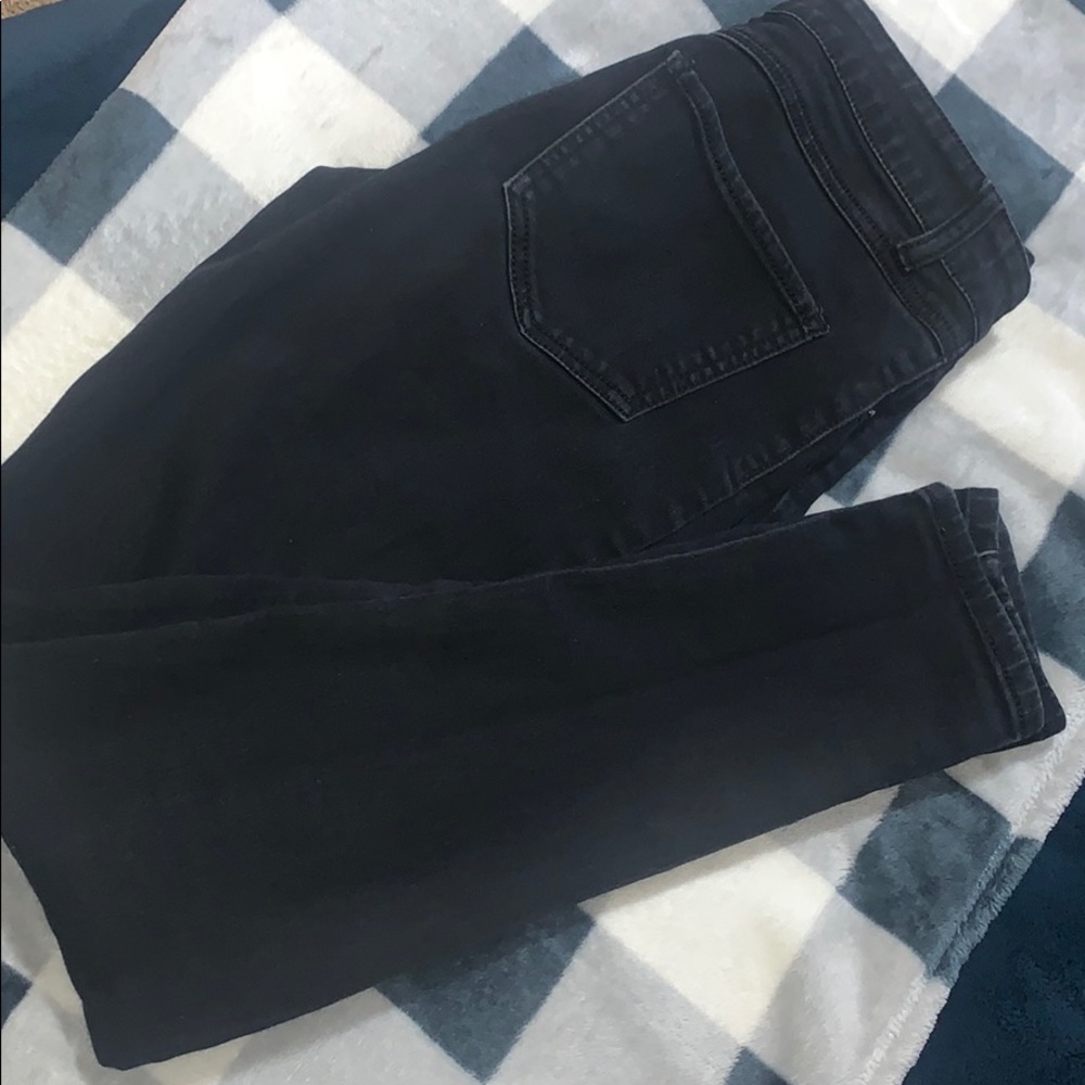 Black skinny jeans